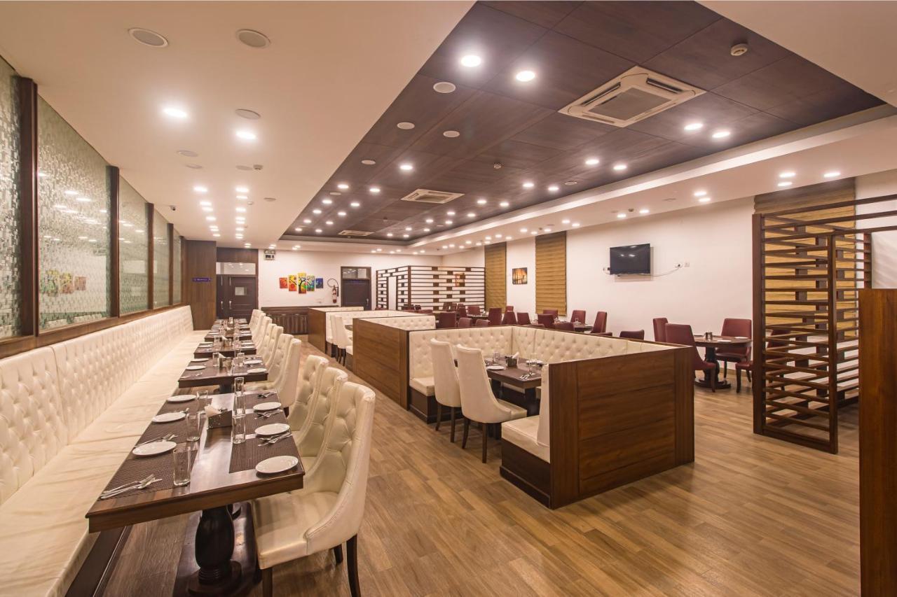 Tdi俱乐部休闲酒店 Kharar 外观 照片
