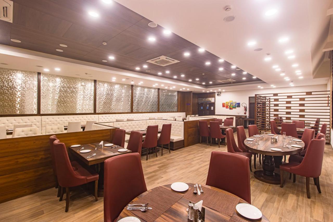 Tdi俱乐部休闲酒店 Kharar 外观 照片